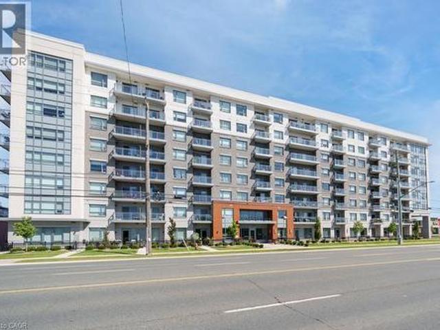 Condo for sale in Ancaster, Ontario