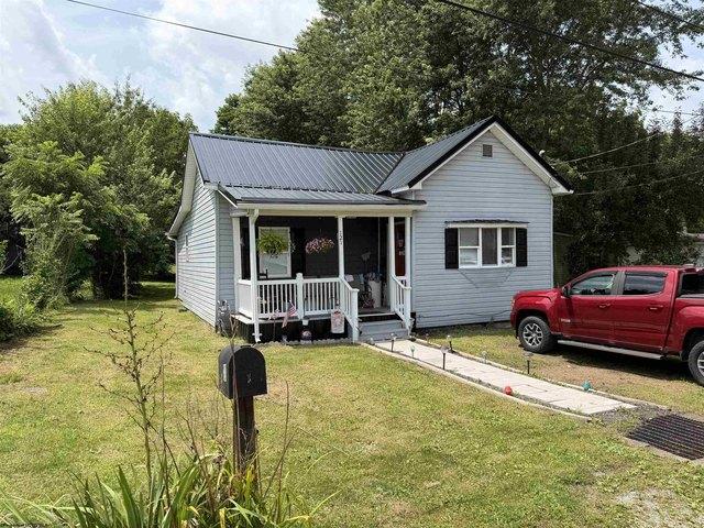 House for sale in Belington, West Virginia