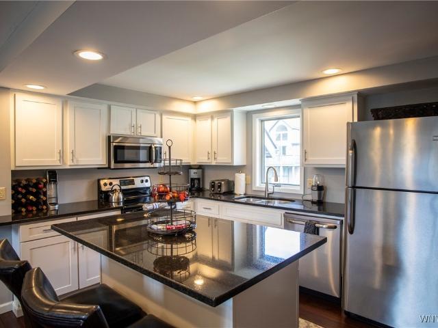 Townhouse for sale in Ellicottville