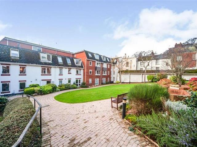 Apartment for rent in Watergate, Devon
