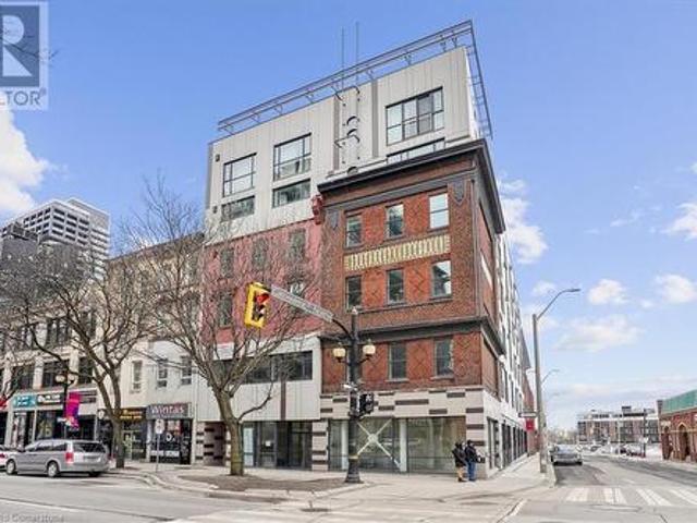Condo for sale in Hamilton