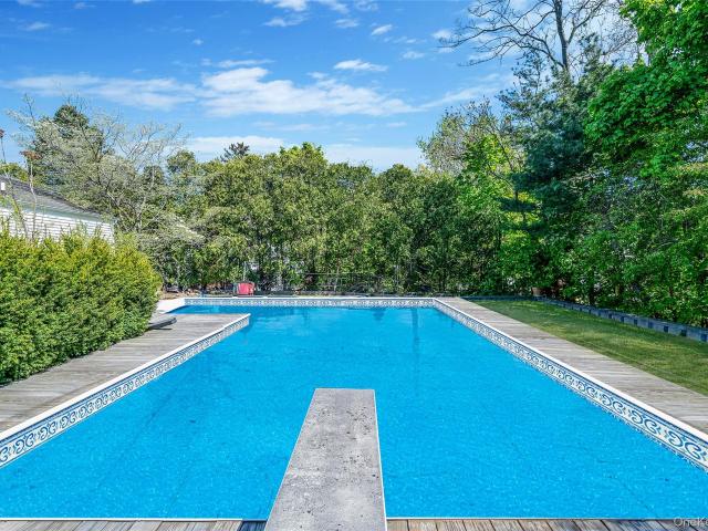 House for sale in Smithtown, New York