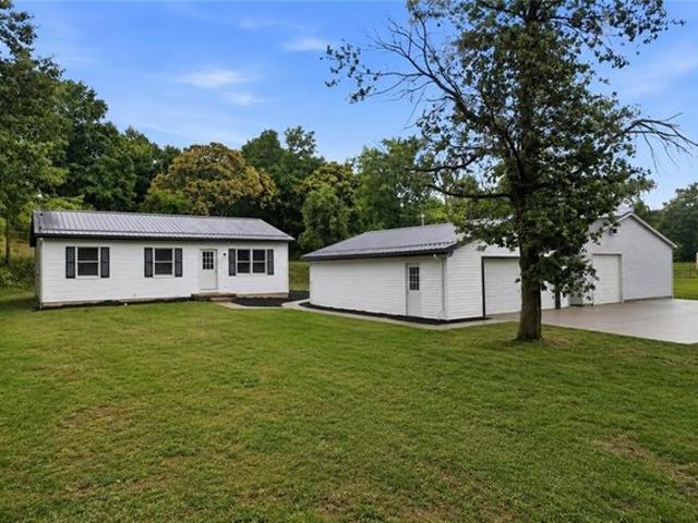House for sale in Valencia, Pennsylvania