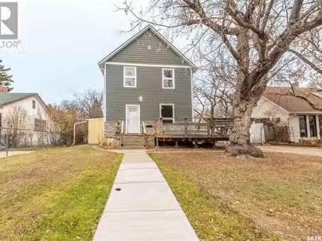 House for sale in Moose Jaw, Saskatchewan