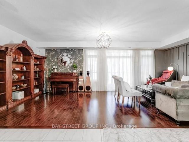 Townhouse for rent in Woburn, Ontario