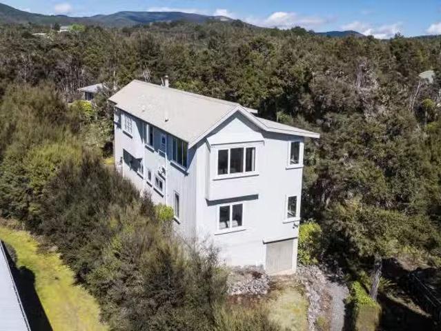 House for sale in Tasman