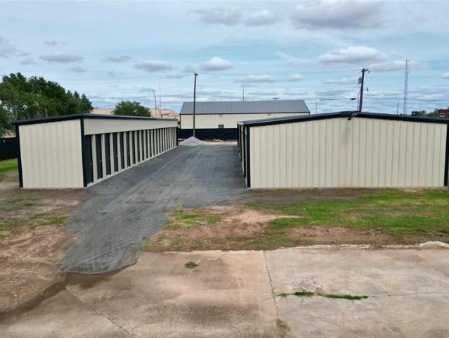Commercial for sale in Altus, Jackson County