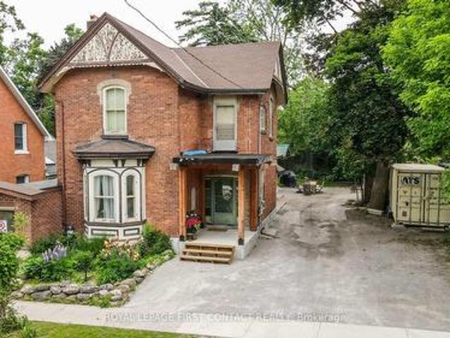 House for sale in Barrie, Central Ontario