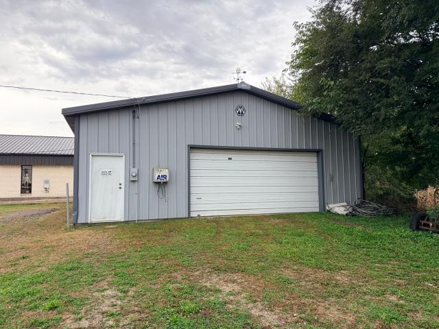 Commercial for sale in Oglesby, LaSalle County