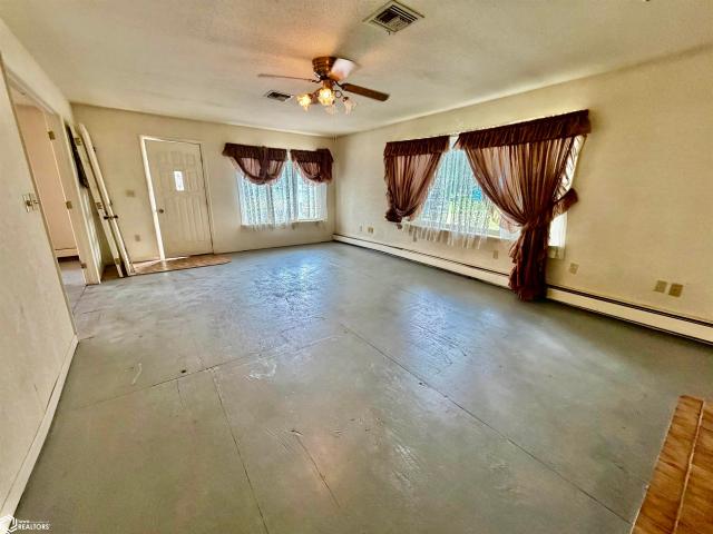House for sale in Stronghurst, Illinois