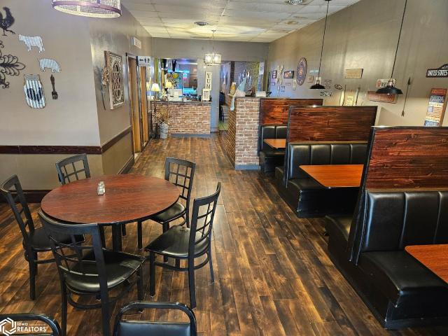 Commercial for sale in Mount Pleasant, Iowa