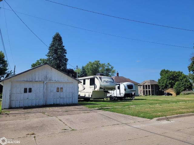 Land for sale in Sigourney, Iowa