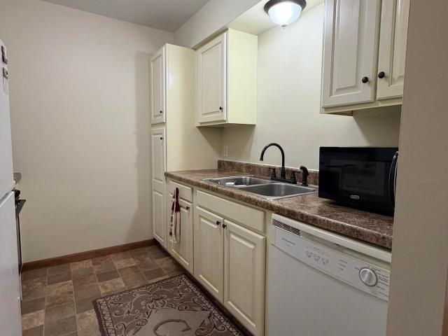 Condo for sale in Crown Point, Lake County