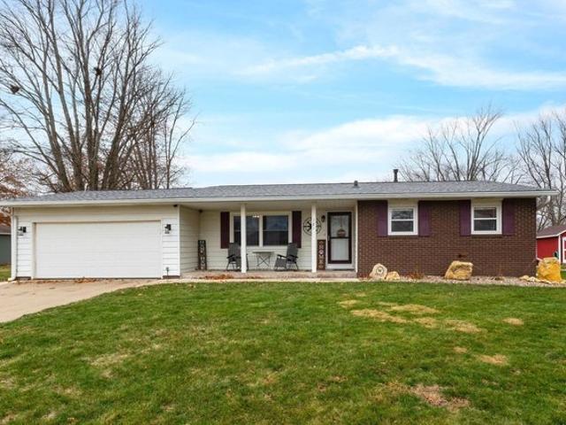 House for sale in Eldridge, Iowa