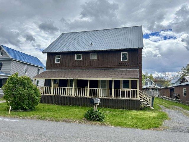 House for sale in Madrid, New York