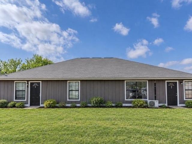 House for sale in Junction, Kimble County