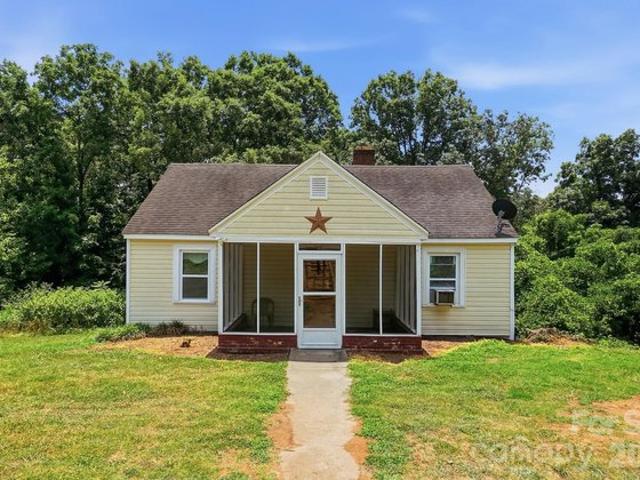 House for sale in Lawndale, North Carolina