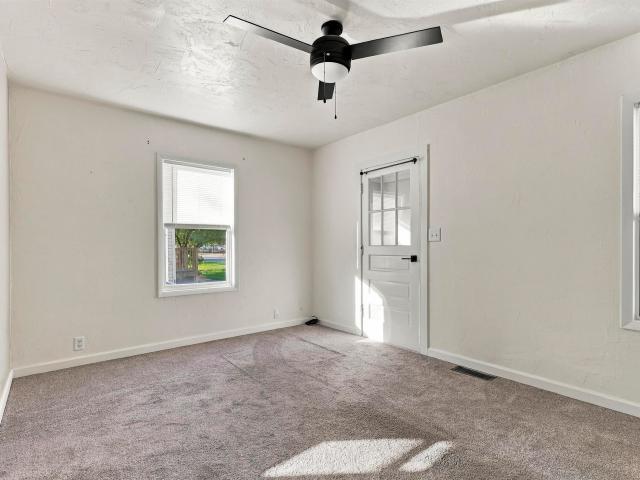 House for sale in Neenah, Winnebago County