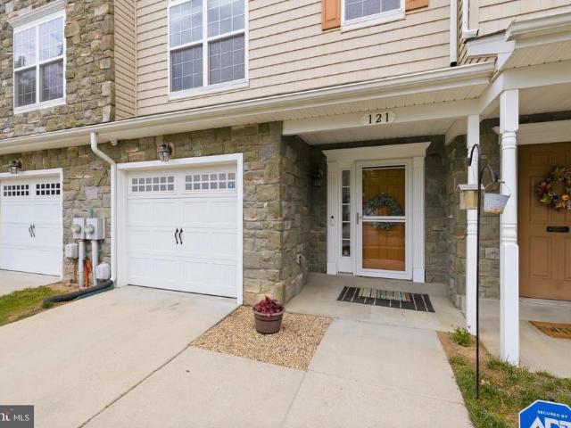 Townhouse for sale in Huntingtown, Maryland