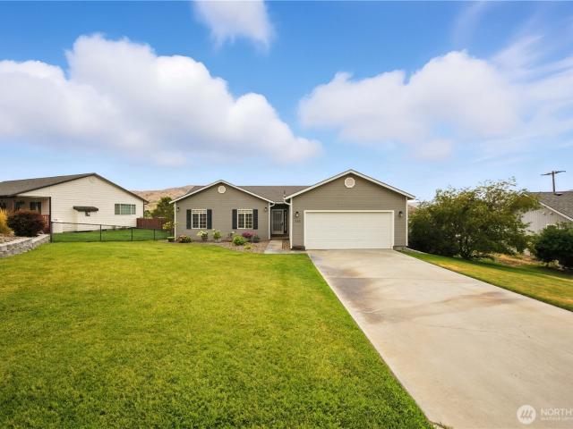 House for sale in Pateros, Washington