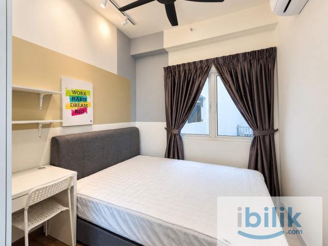 Room for rent in PJU 6, Petaling Jaya