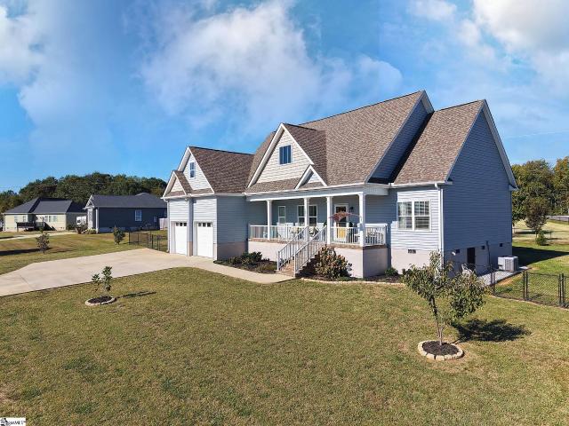 House for sale in White Plains, Pelzer