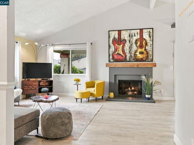Townhouse for sale in San Ramon, Contra Costa County