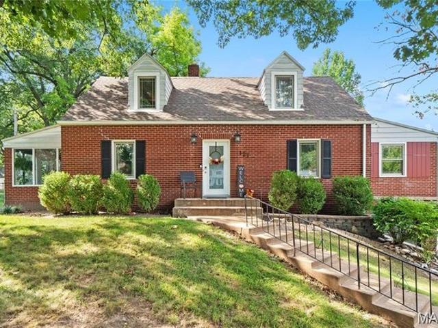 House for sale in Cottage Hills, Illinois