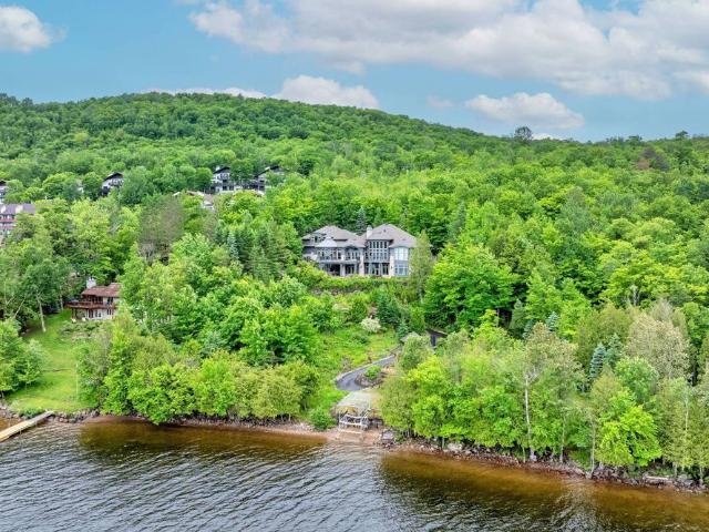 House for rent in Laurentides, Quebec
