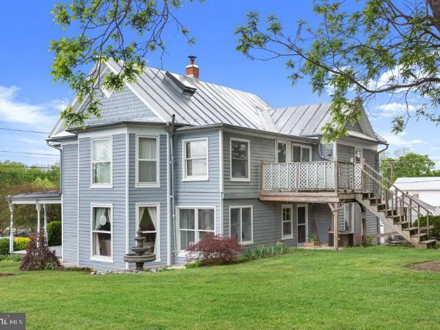 House for sale in Broadway, Virginia