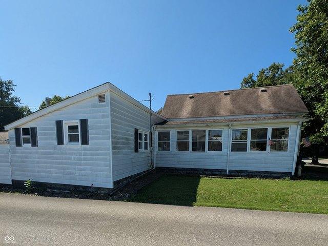 House for sale in Jamestown, Indiana