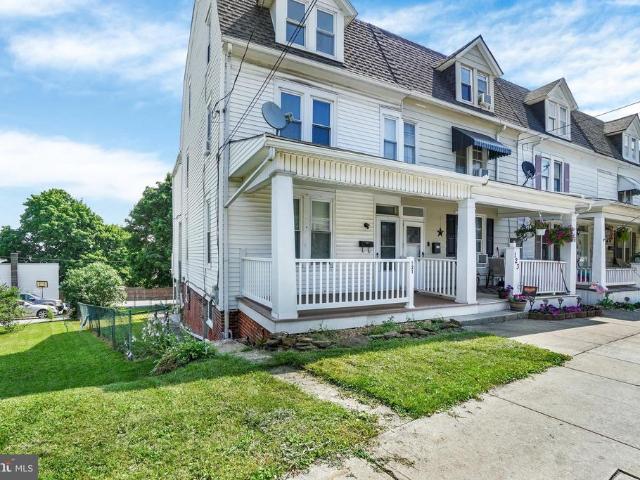 Townhouse for sale in Red Lion, Pennsylvania
