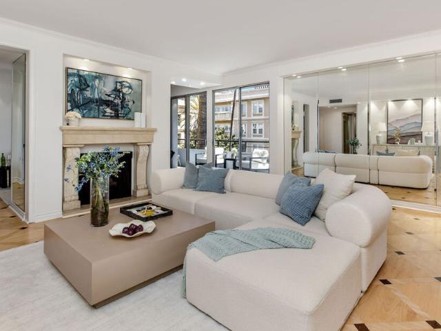 Condo for sale in Beverly Hills, California
