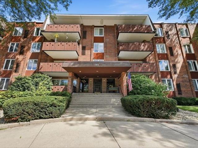 Condo for sale in Wood Dale, Illinois