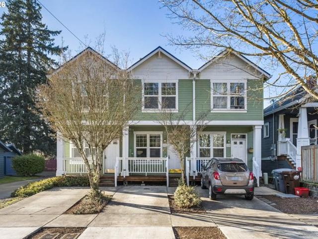 Townhouse for sale in Oregonia
