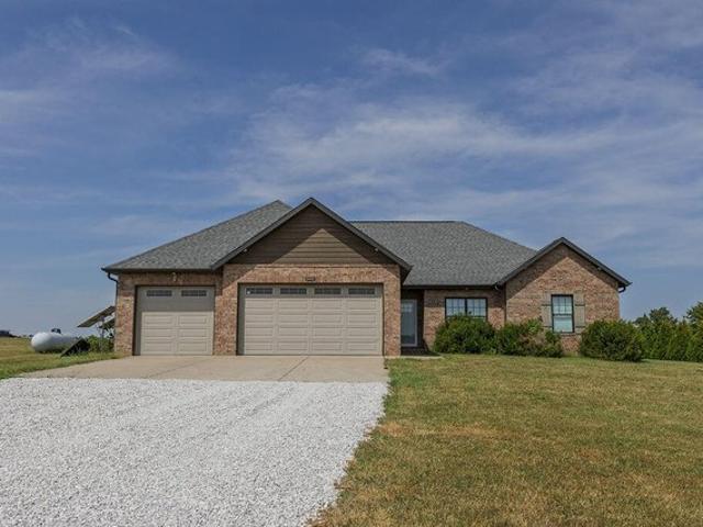 House for sale in Clever, Missouri