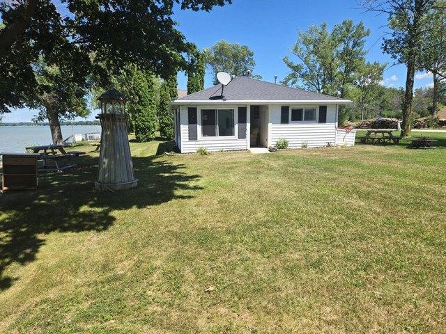 House for sale in Luxemburg, Wisconsin