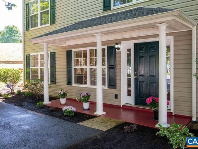 Townhouse for sale in Virginia