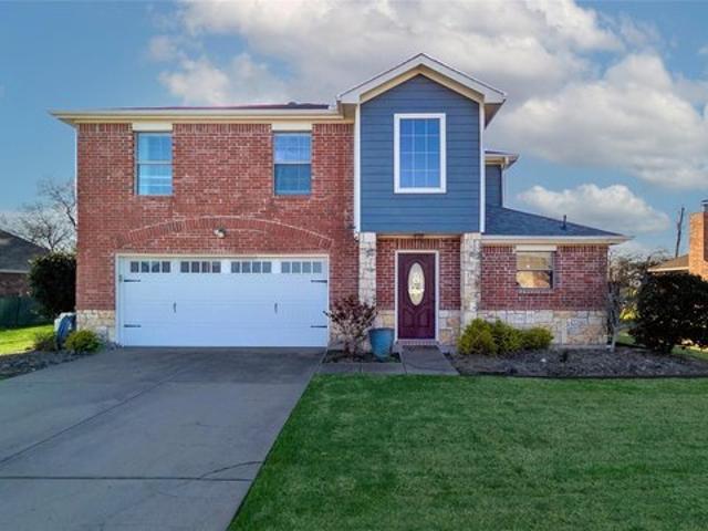 House for sale in Whitewright, Texas