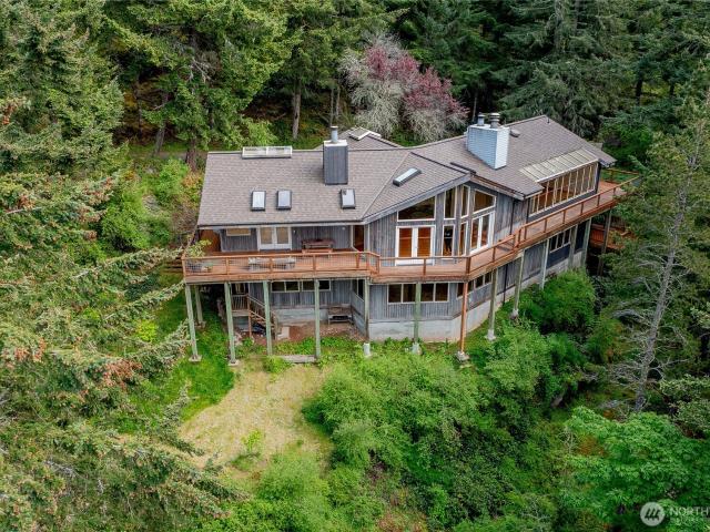 House for sale in Eastsound, Washington