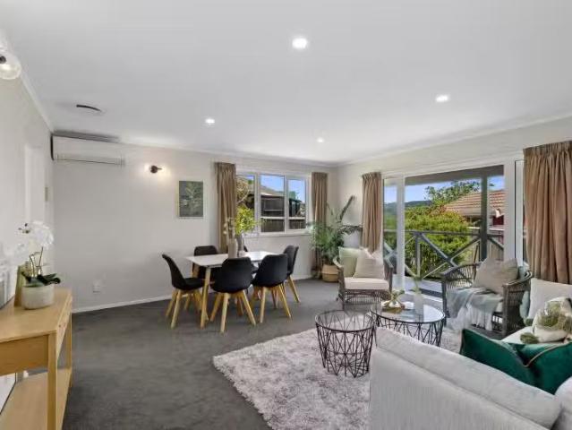 House for sale in Days Bay, Wellington