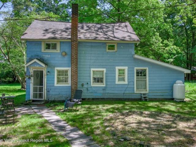 House for sale in Bearsville, New York