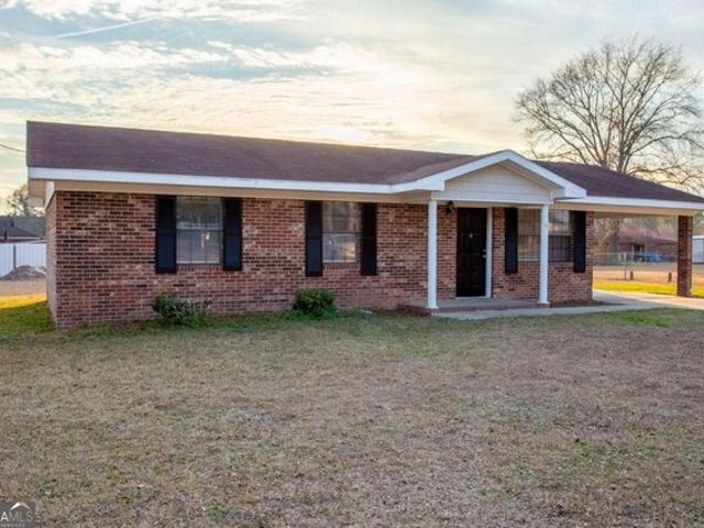 House for sale in Pierce, Georgia