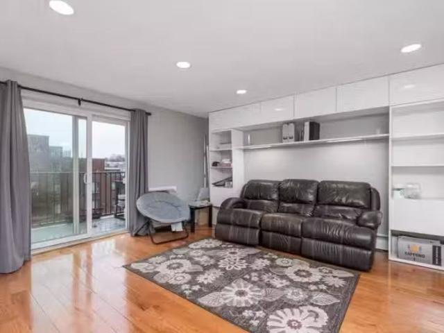 Apartment for rent in Brighton