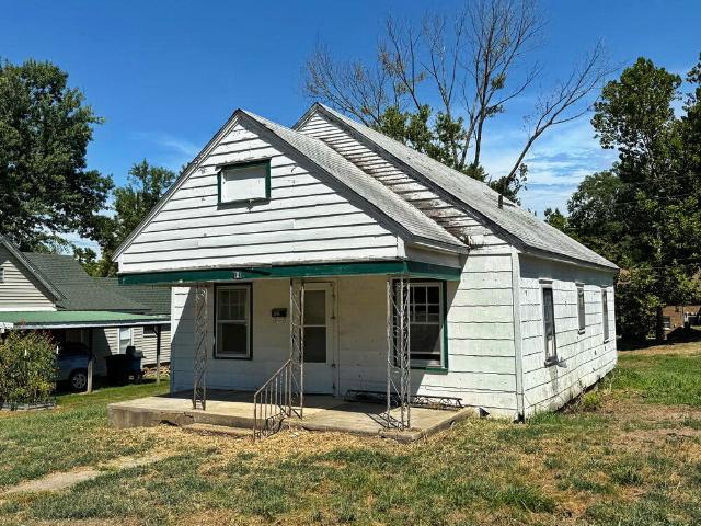 House for sale in El Dorado Springs, Missouri