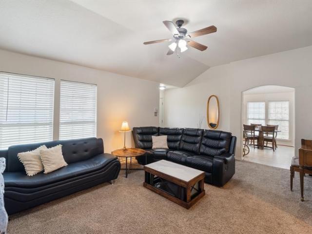House for sale in Wills Point, Texas