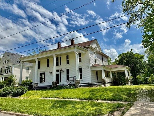 House for sale in Ray, Missouri