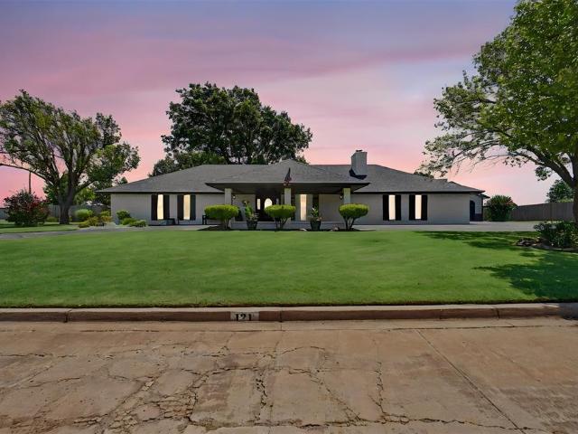 House for sale in Washita, Oklahoma