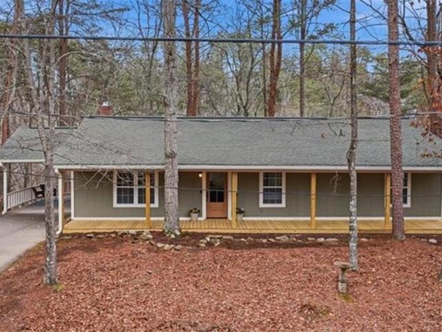 House for sale in Waleska, Georgia