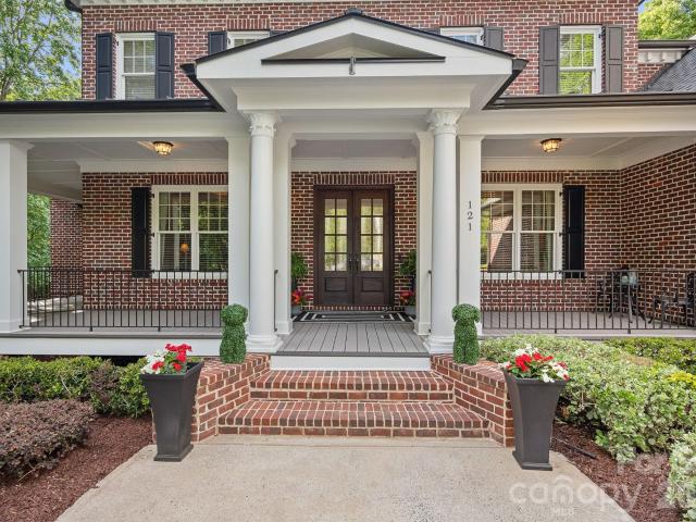 House for sale in Mooresville, North Carolina